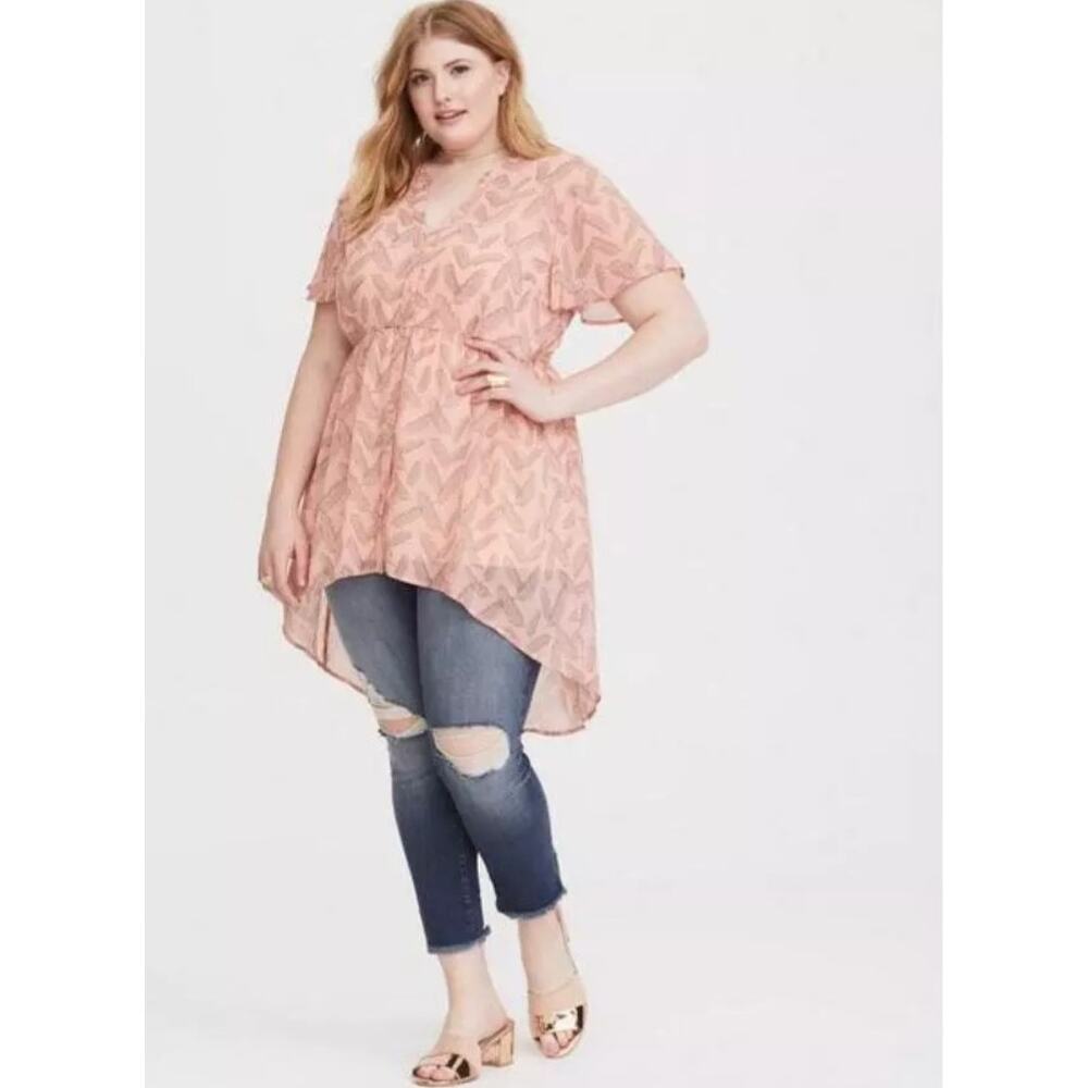 Torrid Pink Hi-Lo Lexie Babydoll Chiffon Feather Print Sheer Tunic Sz 10 M/L 00